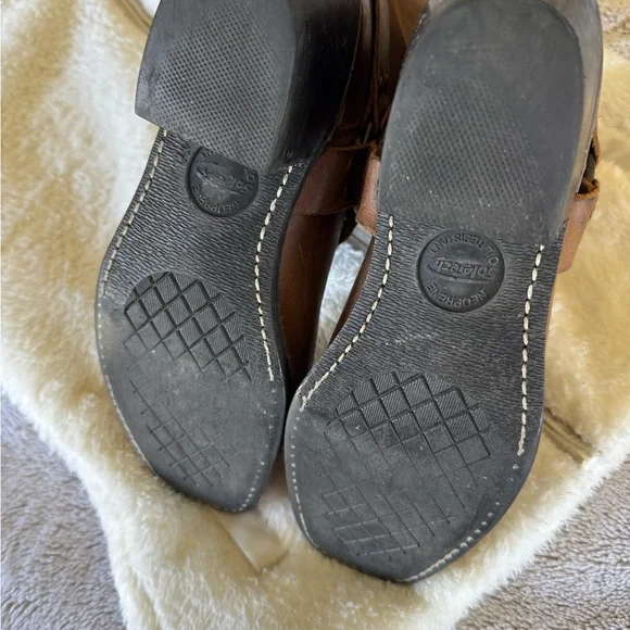 Frye Harness Boots 8R - Picture 5 of 6